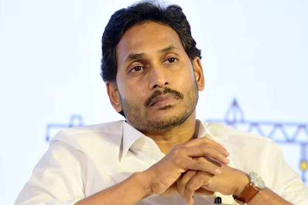 YS Jagan Makes Vastu Changes at Tadepalli Residence!