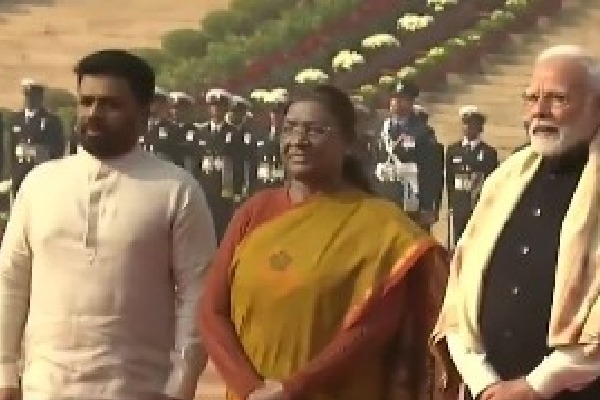 Sri Lankan President receives ceremonial welcome at Rashtrapati Bhavan