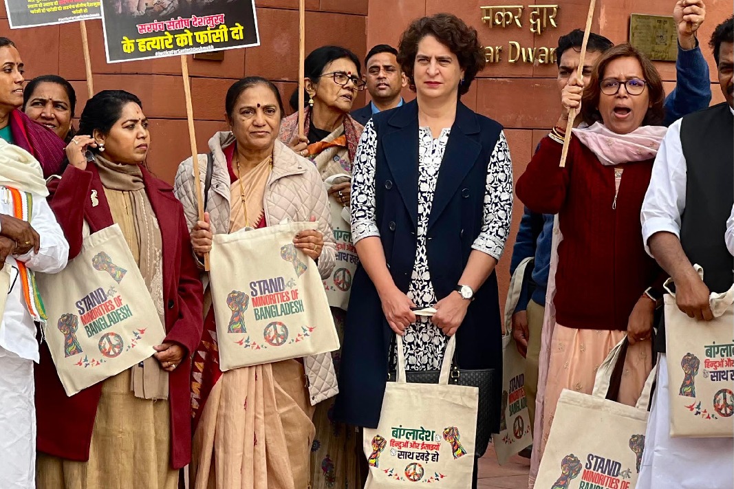 Priyanka Gandhi brings 'Bangladesh' bag, a day after row over 'Palestine' tag