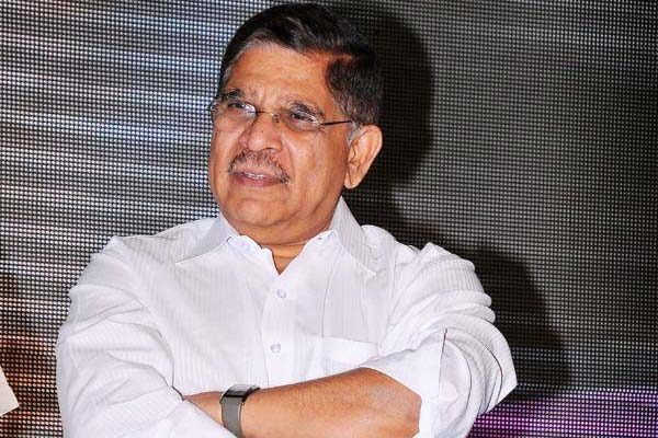 Allu Aravind Visits Injured Sritej at Hospital