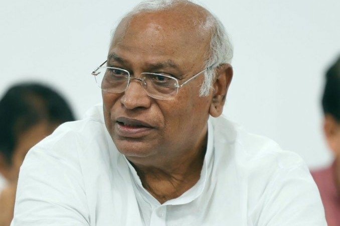 BJP MPs Pushed Me, I Got Injured: Kharge Writes to Lok Sabha Speaker