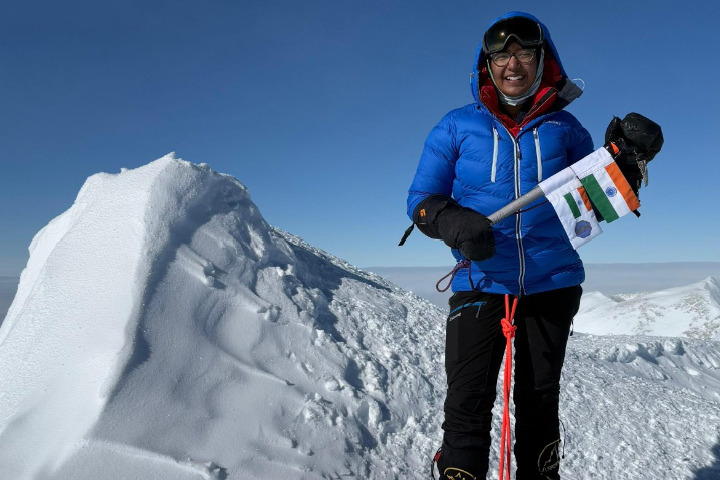 Mumbai teen becomes youngest female to scale world's seven highest peaks
