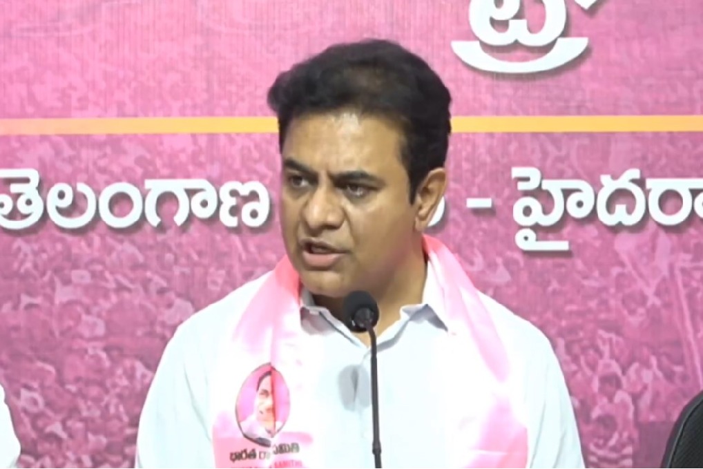 Traffic Police Complaint Leads to Case Against KTR at Banjara Hills PS