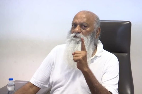 Illegal Constructions Will Be Flattened by Bulldozers, Warns JC Prabhakar Reddy