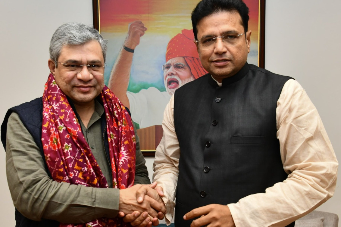 Telangana seeks Centre's support for development of semiconductor industry