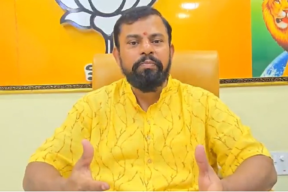 Raja Singh Makes Sensational Allegations Against Congress Government