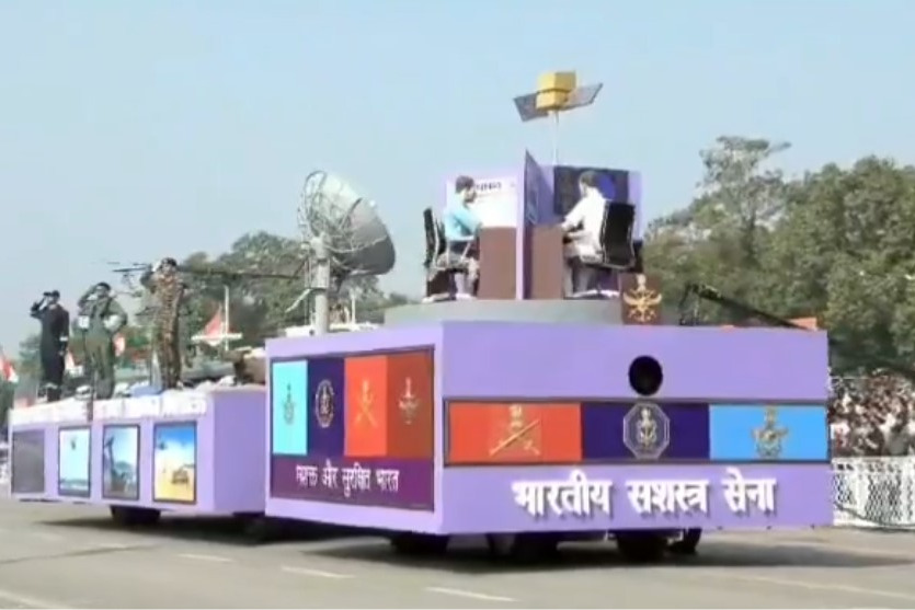 In a first, joint tri-services tableau displayed during R-Day celebrations