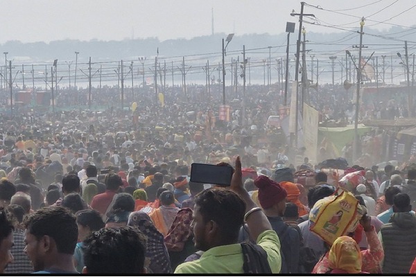 AP CM Chandrababu Extends Sympathies to Families of Kumbh Mela Victims
