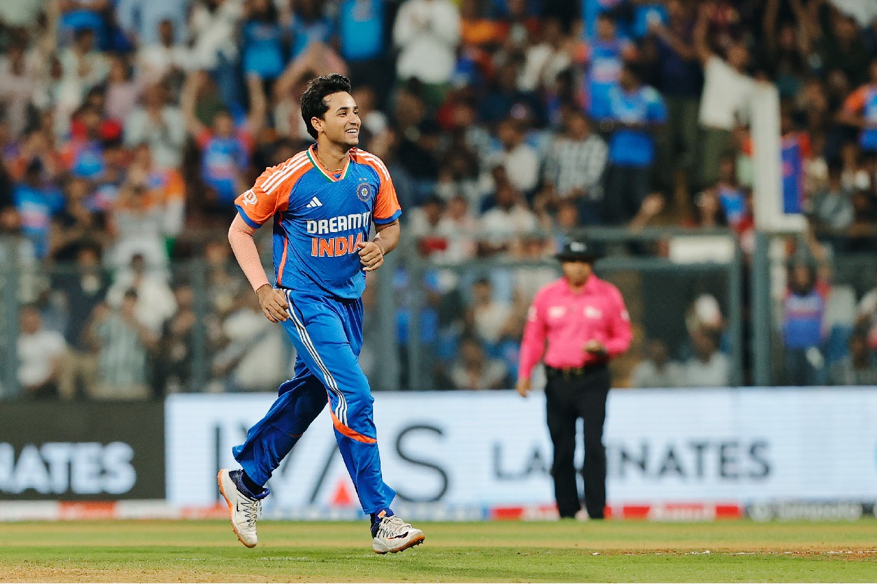 Team India Secures Dominant 150-Run Victory Against England in Final T20I