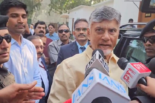 Chandrababu Naidu calls Delhi a 'failed model', backs PM Modi's vision