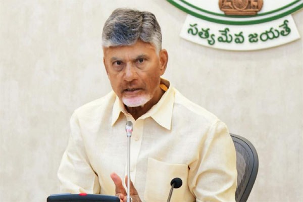 CM Chandrababu Expresses Condolences on the Death of Convoy Driver