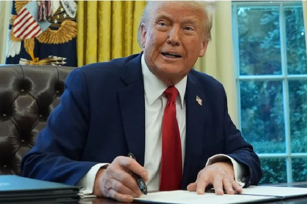 'All hell will break out', Trump says if Israeli hostages not free by Saturday