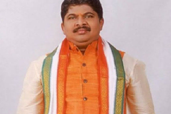 Telangana minister asks BRS leaders to participate in caste survey