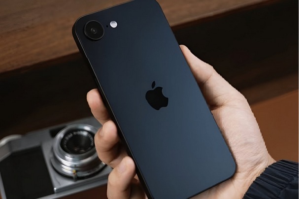 iPhone SE 4 Launch Date Confirmed!