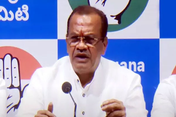 If There Is a Threat to Life from KCR, Approach the Government: Minister Komatireddy