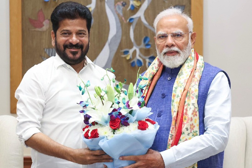 Telangana CM seeks PM’s nod for Hyderabad Metro expansion, other infra projects