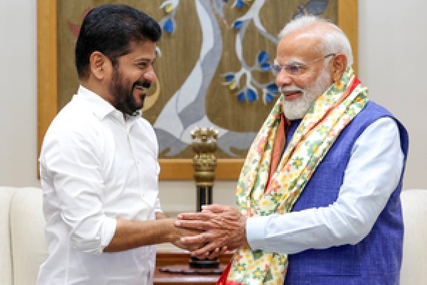 Telangana CM thanks PM Modi for approval to Warangal Airport