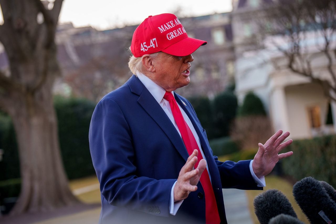 Trump suggests Zelensky doesn't want to make peace while Putin does