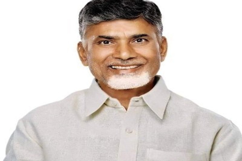 Chandrababu Naidu bats for incentives for families to have more children