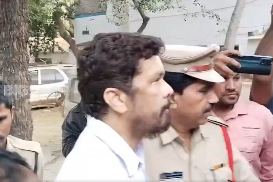 Posani Krishna Murali Files Lunch Motion Petition in High Court