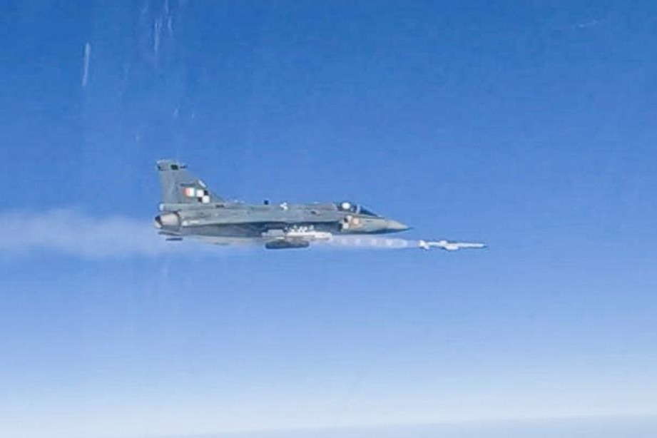 Tejas LCA MK1 test-fires indigenously developed ASTRA Missile