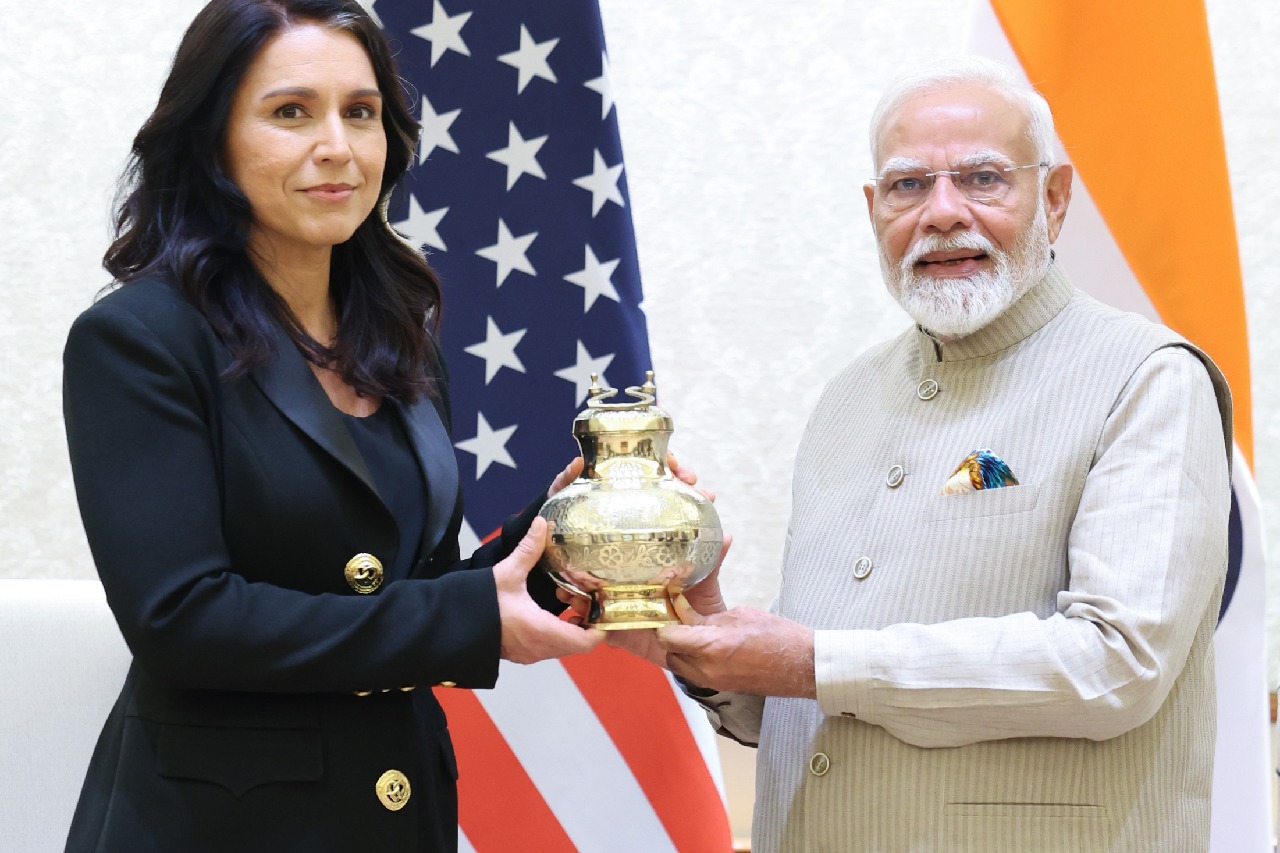 PM Modi meets Tulsi Gabbard, gifts her vase containing holy Ganga water from Maha Kumbh