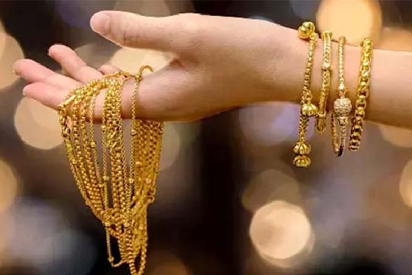 Gold Prices Continue to Surge, Reaching Record Highs