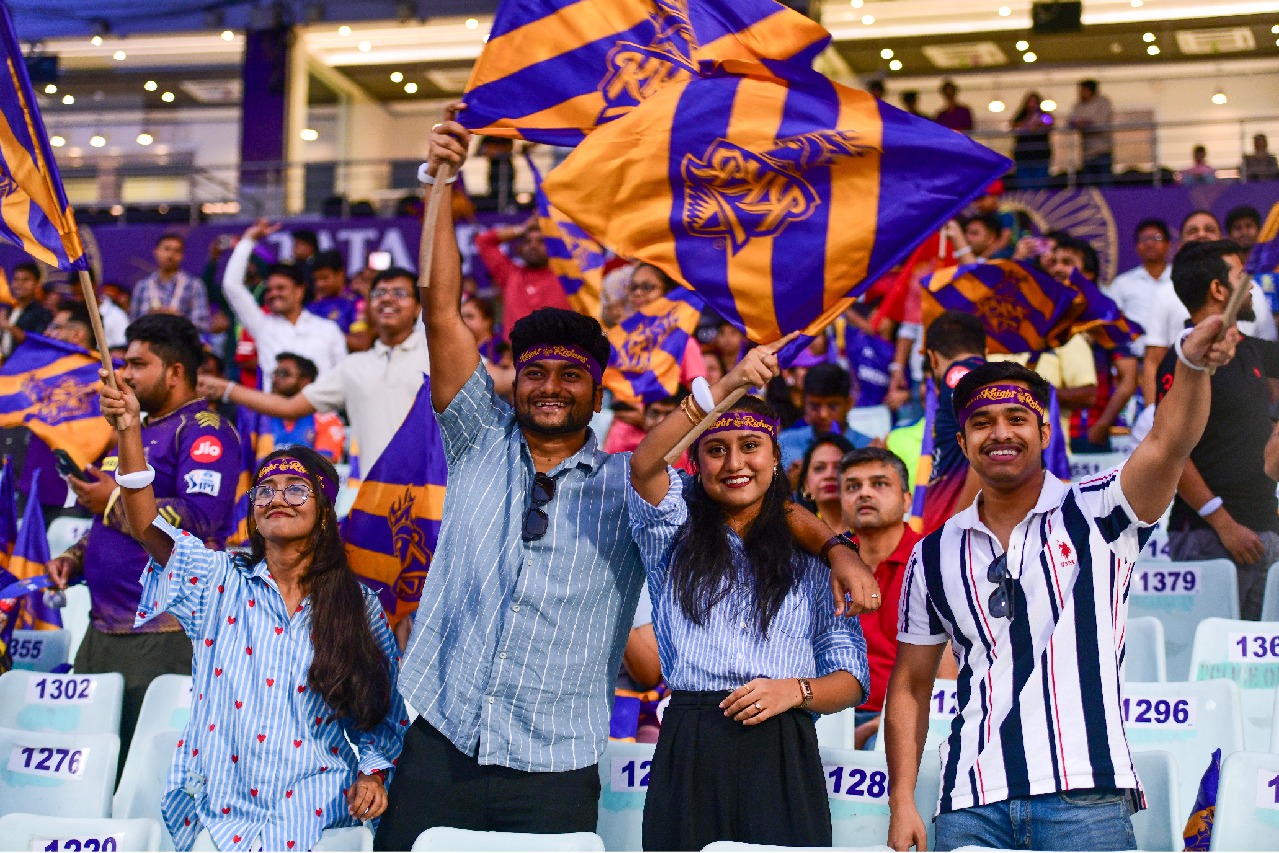 'A battleground where heroes are made’: SRK and Virat Kohli kick off IPL's Season 18