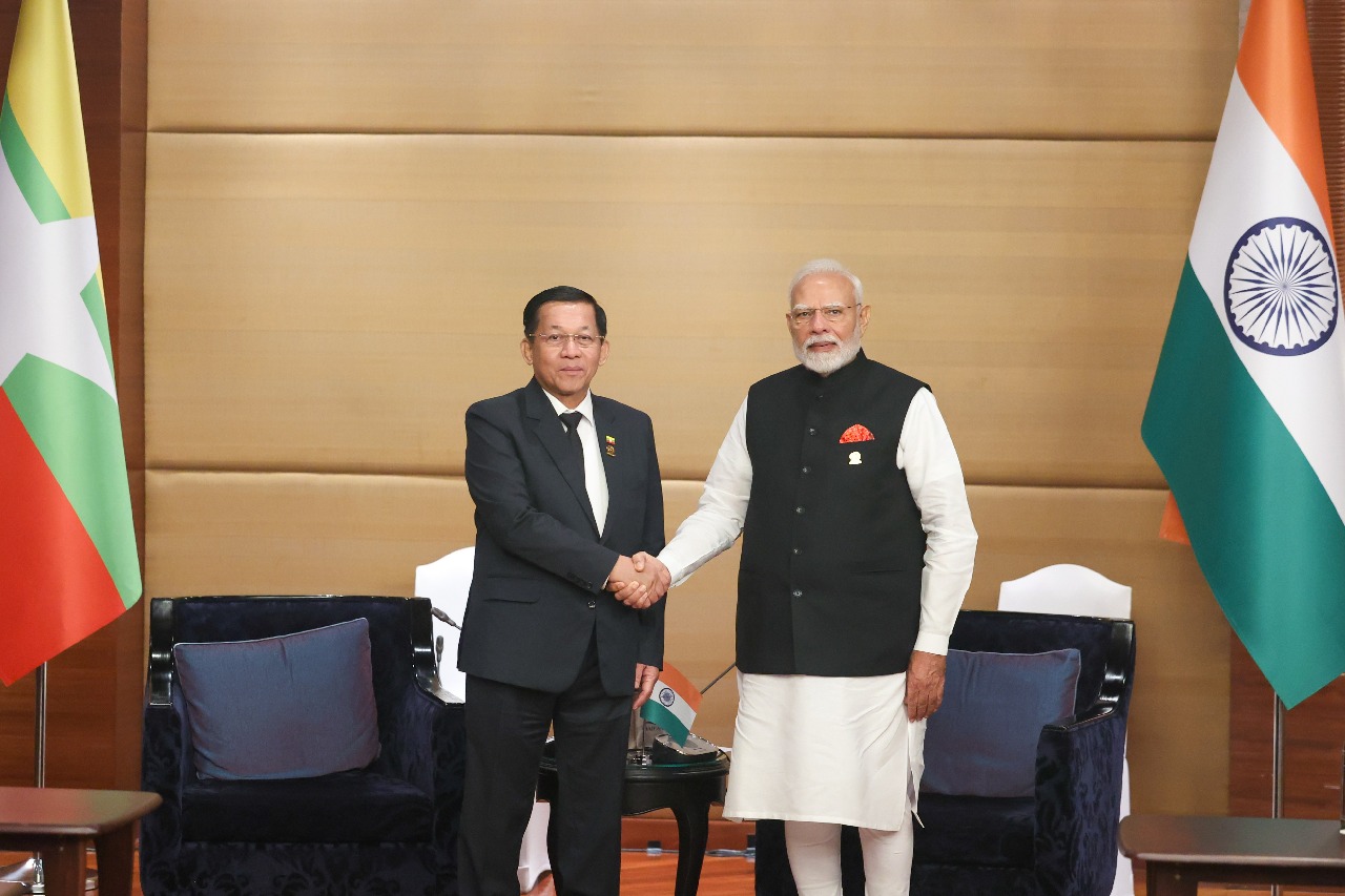 BIMSTEC Summit: PM Modi, Myanmar's Aung Hlaing discuss quake relief, bilateral ties