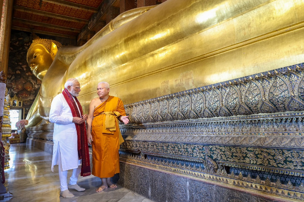 PM Modi visits Wat Pho Temple in Thailand, spotlights shared traditions of Buddhism forming bedrock of relationship