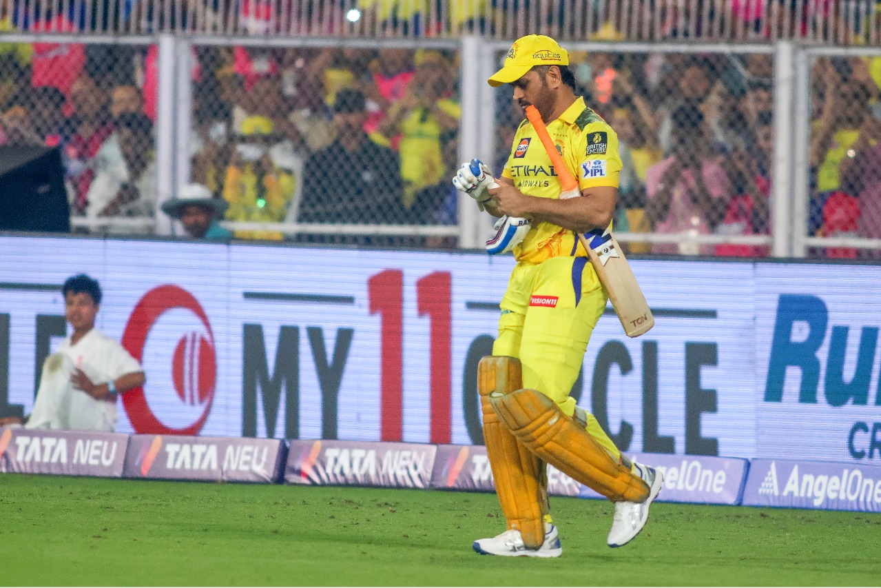 IPL 2025: Dhoni likely to captain CSK against DC if Gaikwad not fit in time, says Hussey