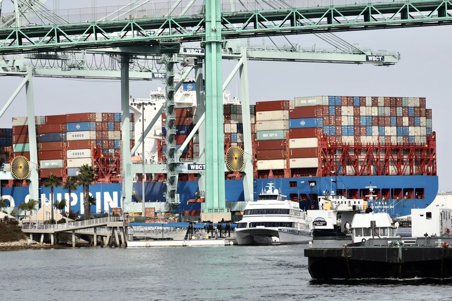 Largest port in US sounds alarm on Trump's tariffs
