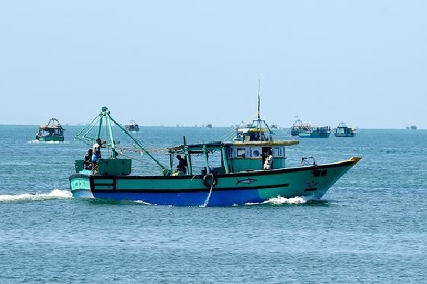 Sri Lanka releases 14 Indian fishermen during PM Modi's visit