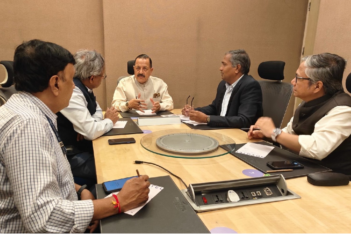 Union Minister lauds Hyderabad-based CSIR labs’ role in drug discovery, genetic diagnostics