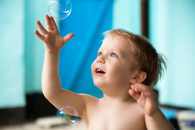 Easy Indoor Activities for Kids This Summer