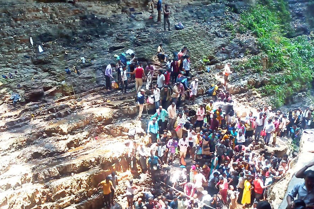 Minor Stampede at Telangana’s Saleswaram Temple Injures Devotees