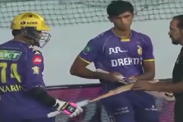 IPL 2025: Random Bat Tests Catch KKR Players Off Guard