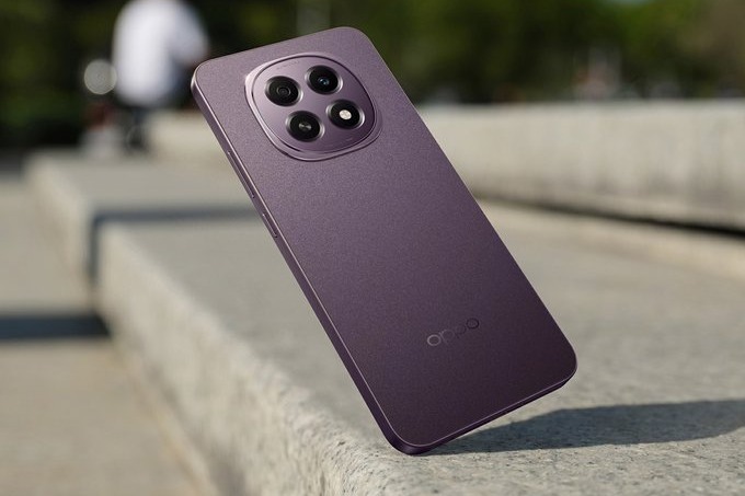 Oppo Launches Special Phone for Gig Workers and Daily Wage Earners