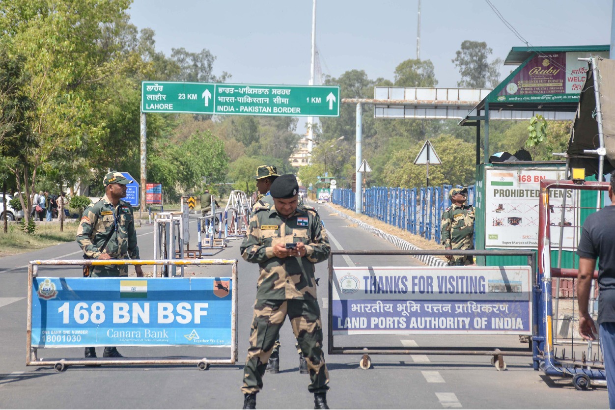 India suspends visa services to Pakistani nationals with immediate effect