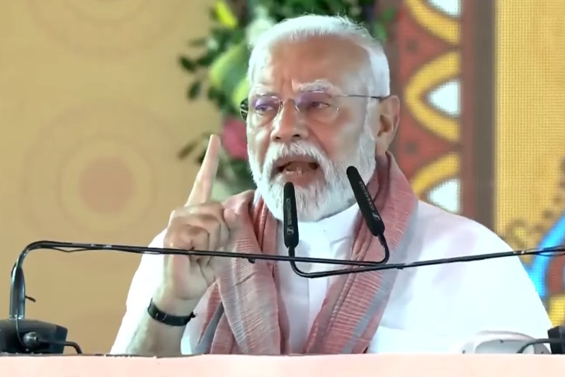 Modi Switches to English During Bihar Speech Why