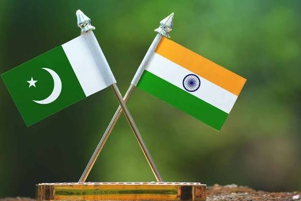 India bans all imports from Pakistan amid rising tensions