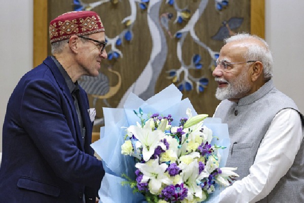 Omar Abdullah Meets PM Modi After Pahalgham Attack