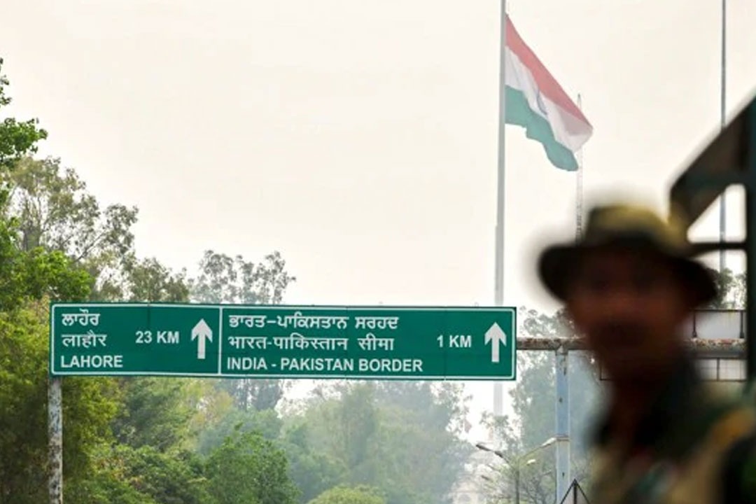 India Ready for Retaliation Navy Air Force Chiefs Meet Modi After Pahalgam Attack