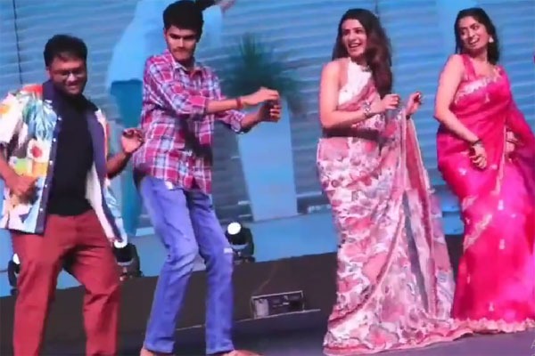 Samanthas Energetic Dance Performance at Shubham Movies Pre Release Event