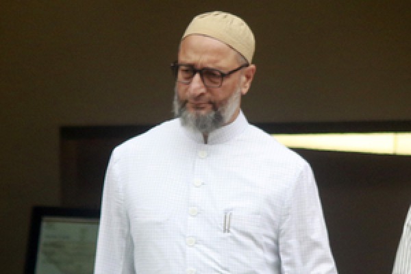 Pahalgam terror attacks dealt severe blow to Kashmir tourism, says Owaisi