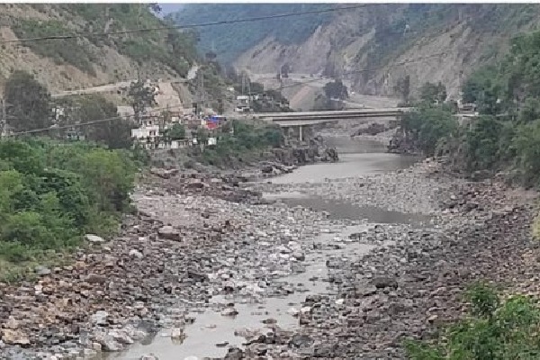Pakistans Water Crisis Deepens