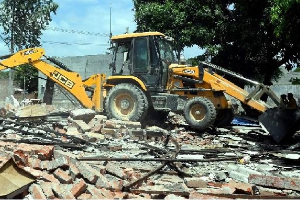 MIMs Protest Against HYDRAs Demolition Drive in Old City