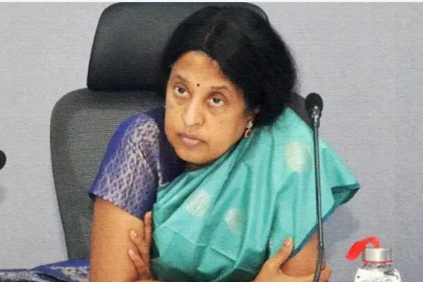 Supreme Court Reverses High Court Ruling in Obulapuram Mining Case Against IAS Officer Y Srilakshmi