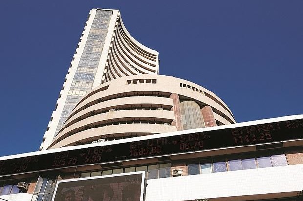 Sensex Nifty Gains Despite Pakistan Stock Market Plunge