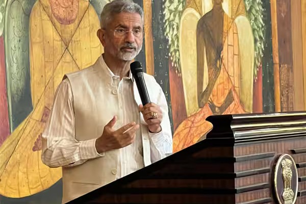 Jaishankar Speaks with UK Foreign Secretary Amidst border Tensions